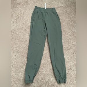 Lululemon joggers